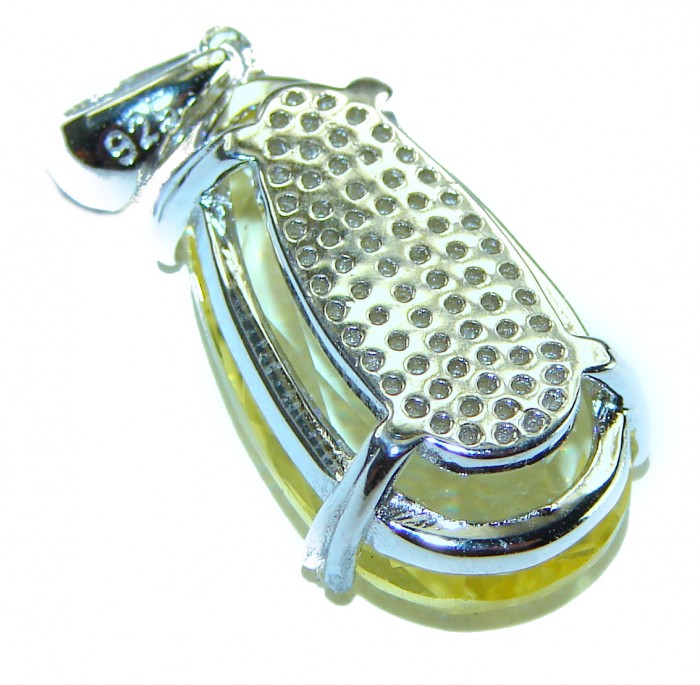 Golden Beauty 7.5 carat Citrine .925 Sterling Silver Handcrafted pendant - Citrine pendant, back view, sterling silver setting detail