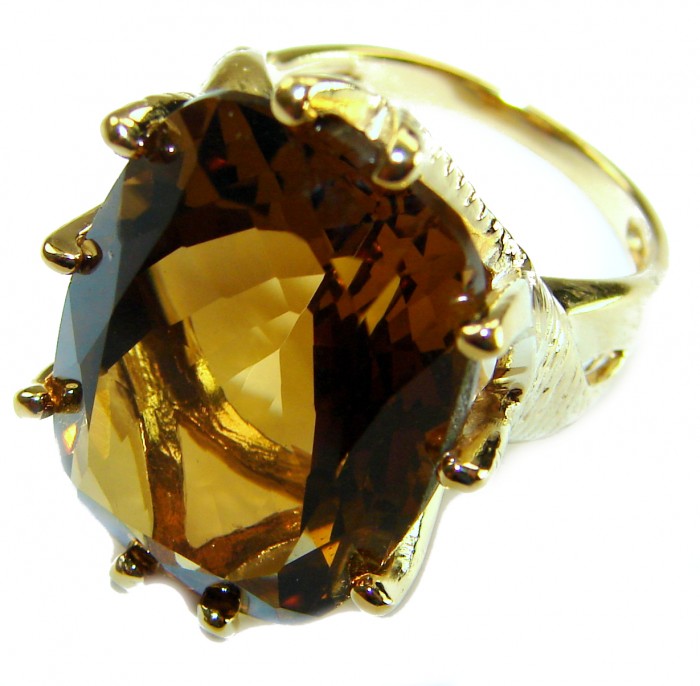 Celestial peace 14.5 carat Champagne Smoky Topaz 14K Gold over .925 Sterling Silver HUGE Ring size 7 - Close-up of 14.5 carat Champagne Smoky Topaz ring in 14K gold setting