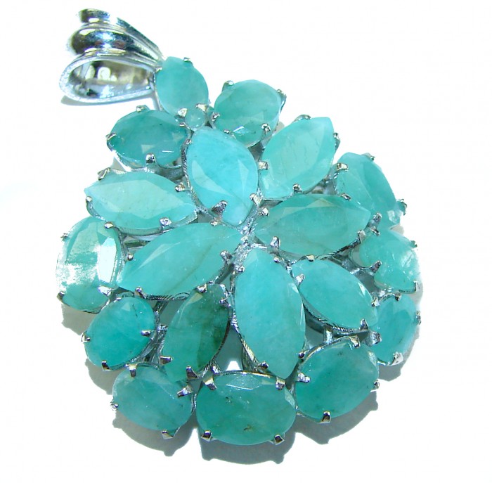 Spectacular 18.8 carat authentic Colombian Emerald .925 Sterling Silver handcrafted Pendant - Close-up of spectacular 18.8 carat Colombian emerald pendant.