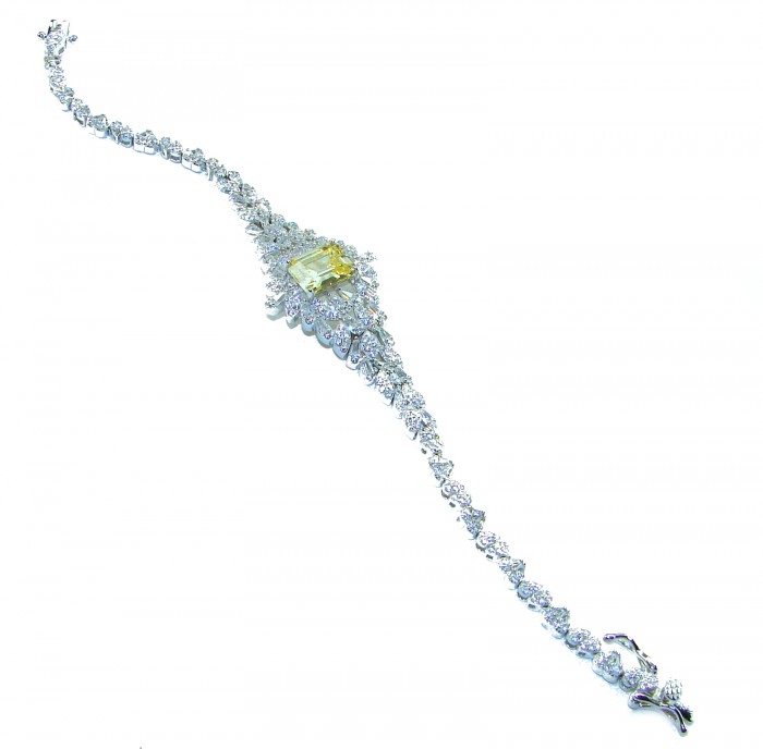 Vintage Beauty Authentic 44.5 carat Brazilian Citrine .925 Sterling Silver handcrafted Bracelet - Elegant bracelet with Brazilian citrine, top view detailed design.