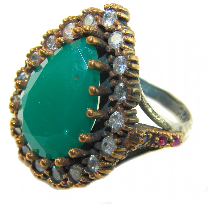 Victorian Style 24.5 carat Emerald & White Topaz Copper over Sterling Silver ring; s. 9 - Close-up of Victorian-style emerald and topaz ring with copper setting.