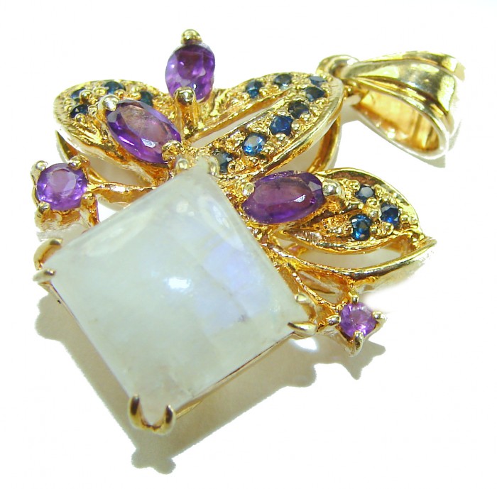 Genuine 11.2 carat Fire Moonstone 14K Gold over .925 Sterling Silver handcrafted pendant - Close-up of Fire Moonstone pendant with amethysts in 14K gold setting.