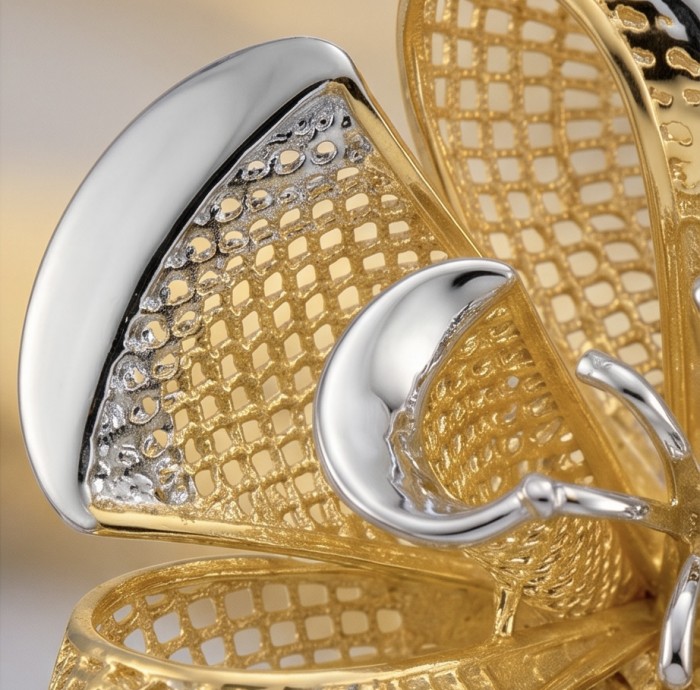 Dubai Style - Golden Rose .925 Sterling Silver dipped in 22K Gold handmade Pendant - Close-up of Dubai Style Golden Rose details in .925 Sterling Silver.