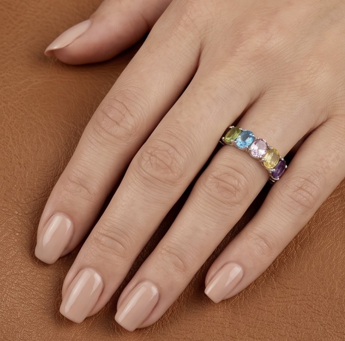 My own Rainbow - authentic 12.7 carat multigem .925 Sterling Silver Eternity Ring size 7 - Rainbow multigem sterling silver ring worn on hand.