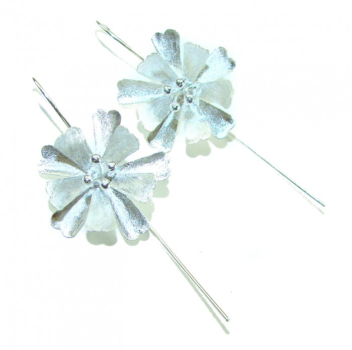 Silver Flowers Italy made .925 Sterling Silver Earrings - Silver flower earrings, Italy made, front view, .925 sterling silver.