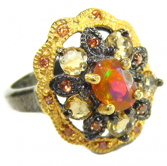 Queen of Fire best quality 2.8carat Mexican Opal 18K Gold black rhodium over .925 Sterling Silver handmade ring 7 1/4 - Close-up of Queen of Fire 18K gold ring with 2.8ct Mexican opal centerpiece.