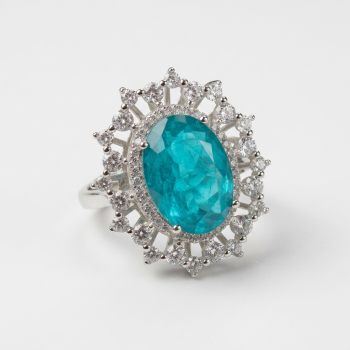 Victorian Style 24.5 carat Emerald & White Topaz Copper over Sterling Silver ring; s. 8 - Emerald and topaz ring, top view, Victorian style, 24.5 carat