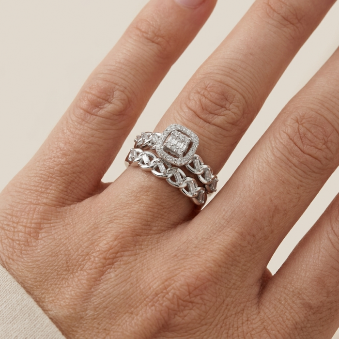 Aphrodite - 5.6 carat White Topaz .925 Sterling Silver handcrafted stack up ring size 8 - Aphrodite ring set, 5.6 carat white topaz, worn on hand.