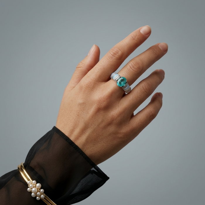 Wonderland 3.1 carat Paraiba Tourmaline .925 Sterling Silver Handcrafted Ring size 7 1/4 - Paraiba tourmaline ring worn on hand, showcasing stone and silver band.