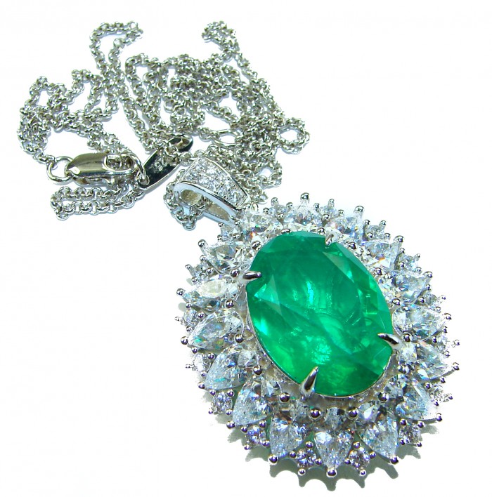 Heirloom authentic 20.9 carat Colombian Emerald .925 Sterling Silver handcrafted Statement necklace - Close-up of heirloom Colombian emerald pendant with diamond accents.