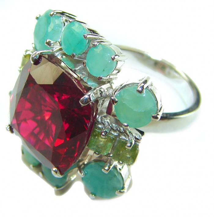 Tiffany - 22.2 carat natural Ruby Emerald .925 Sterling Silver Handcrafted Statement Ring size 6 - Close-up of gemstone ring with red ruby and turquoise stones.