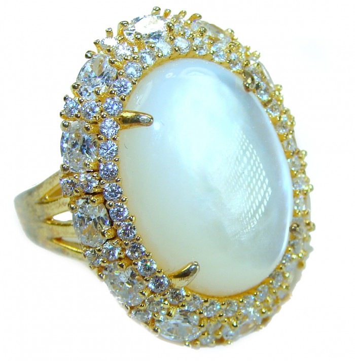 Luxurious Blister Pearl 1.03 carat lab. grown diamonds 18K Gold over .925 Sterling Silver brilliantly handcrafted ring s. 7 1/2 - Close-up of a luxurious blister pearl ring with diamonds and 18K gold.