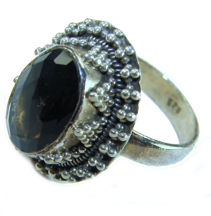 Rare - 5.5 carat Champagne Smoky Topaz .925 Sterling Silver Ring size 8 - Close-up of 5.5 carat smoky topaz ring in .925 sterling silver.