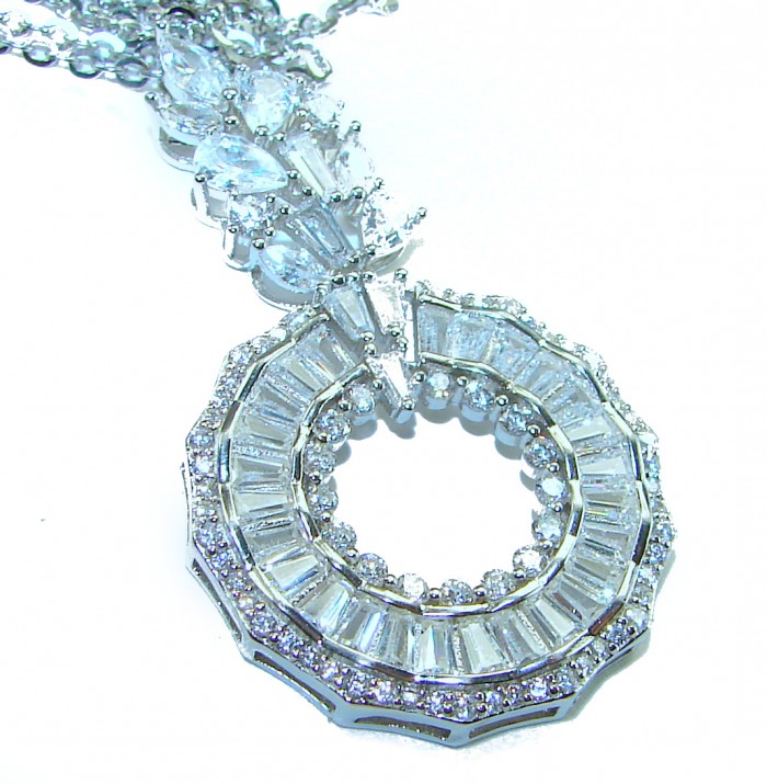 Art Deco - Luxurious natural 24.5 carat White Topaz .925 Sterling Silver Perfectly handcrafted Necklace - Close-up of Art Deco white topaz pendant in luxury setting.