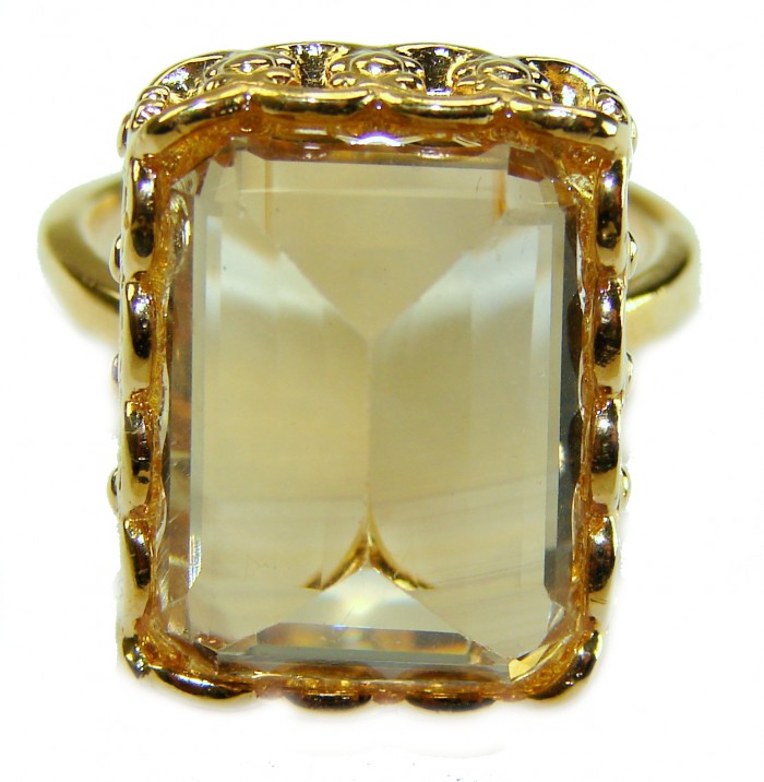 18.8 carat Genuine Lemon Quartz 14K Gold over .925 Sterling Silver handcrafted ring size 9 1/4 - Close-up of 18.8 carat lemon quartz ring with gold detailing