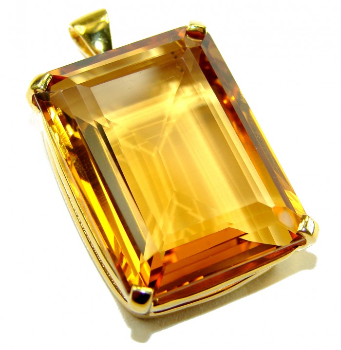 Luxury genuine 33.5 CARAT baquette cut Champagne Topaz .925 Sterling Silver dipped in 18K Gold handmade Pendant - Close-up of a luxury 33.5 ct baguette-cut champagne topaz pendant.
