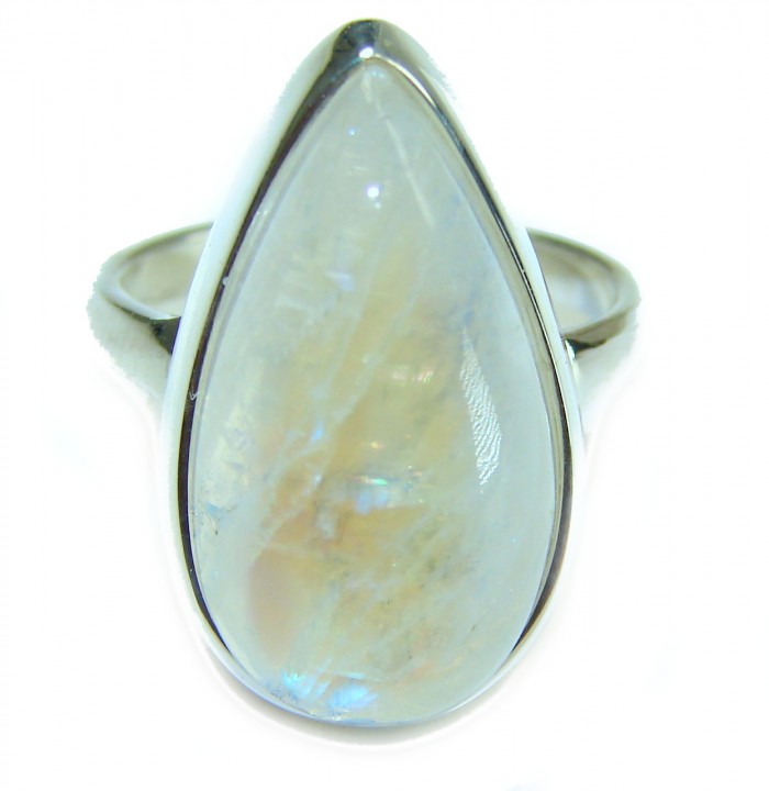 Rainbow Moonstone .925 Sterling Silver handmade ring s. 7 1/4 - Close-up of Rainbow Moonstone Sterling Silver ring, size 7 1/4.