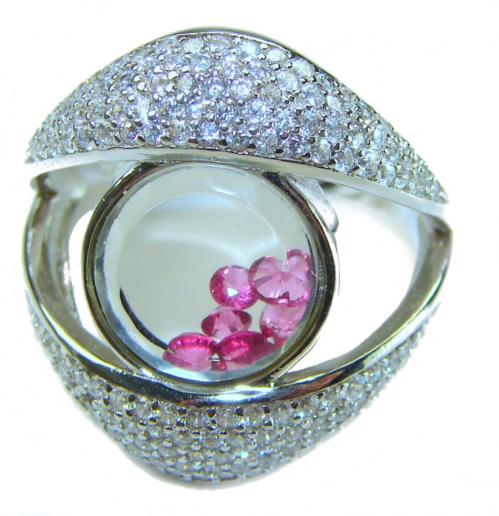 Floating Memories 12.5 carat Pink Sapphire .925 Sterling Silver Handcrafted Ring size 8 - Close-up of Floating Memories pink sapphire sterling silver ring