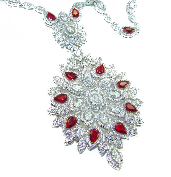 Luxurious - "Affair of the Diamond" - marquise cut 157.9 carat White Topaz .925 Sterling Silver handcrafted Necklace; 28 inches long - Luxurious "Affair of the Diamond" necklace front view with red gemstones