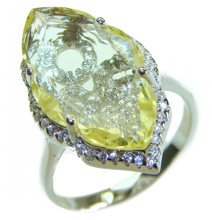 Costa del Sol 8.8 carat Lemon Quartz .925 Sterling Silver handcrafted Statement Handcrafted Ring size 6 - Close-up of Costa del Sol Lemon Quartz ring in sterling silver.