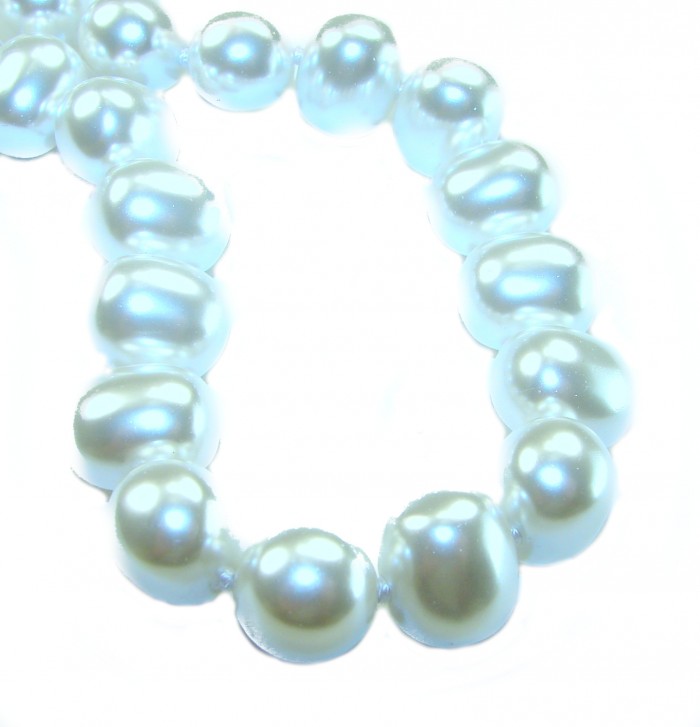 Baroque style 16 inches long Freshwater Pearl 10K Gold over .925 Sterling Silver handmade Necklace - Close-up of baroque freshwater pearl necklace, 16 inches long.