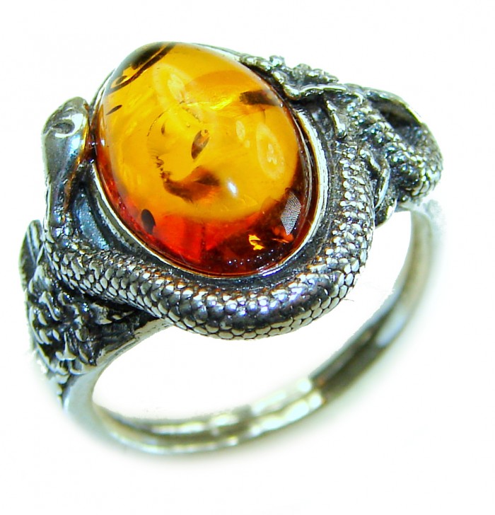 Snake Authentic Baltic Amber .925 Sterling Silver handcrafted ring; s. 5 1/4 - Snake design Baltic amber sterling silver ring, top view close-up.