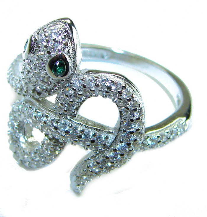 Precious Boa Snake Genuine Emerald Sapphire .925 Sterling Silver handcrafted Ring s. 7 - Side view of snake-shaped sterling silver ring with emerald eyes.