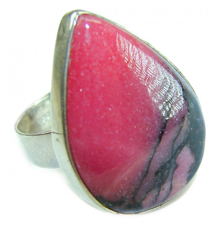 Perfect Rhodonite .925 Sterling Silver handmade Ring s. 8 adjustable - Close-up of Perfect Rhodonite .925 Sterling Silver handmade ring size 8