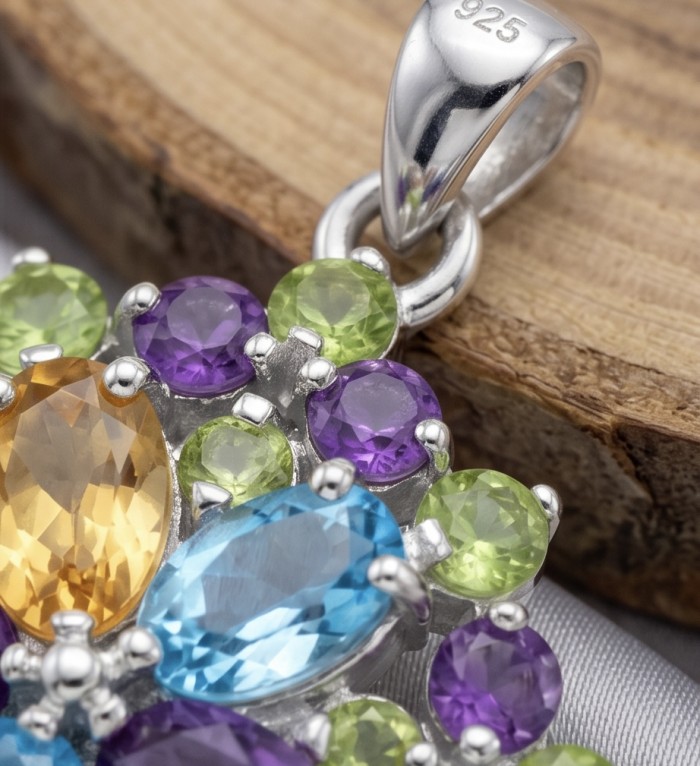 Colors of the Earth Precious 18.5 carat Multigem .925 Sterling Silver dipped in rhodium Pendant - Close-up of multigem pendant with .925 sterling silver setting