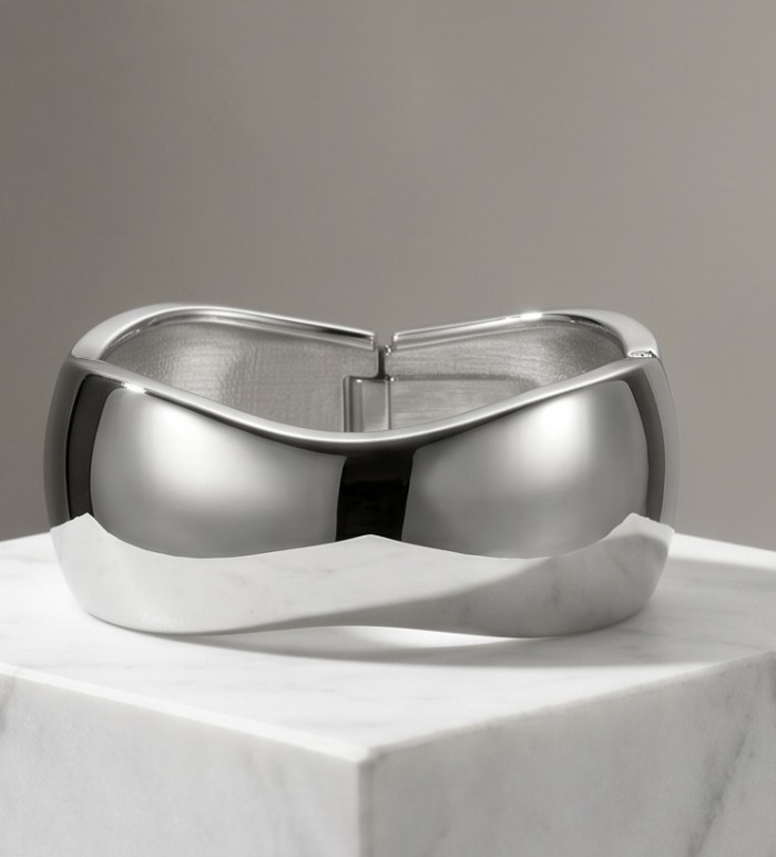 Bold Vintage style Luxurious Hinge Bangle Bracelet - photo 3