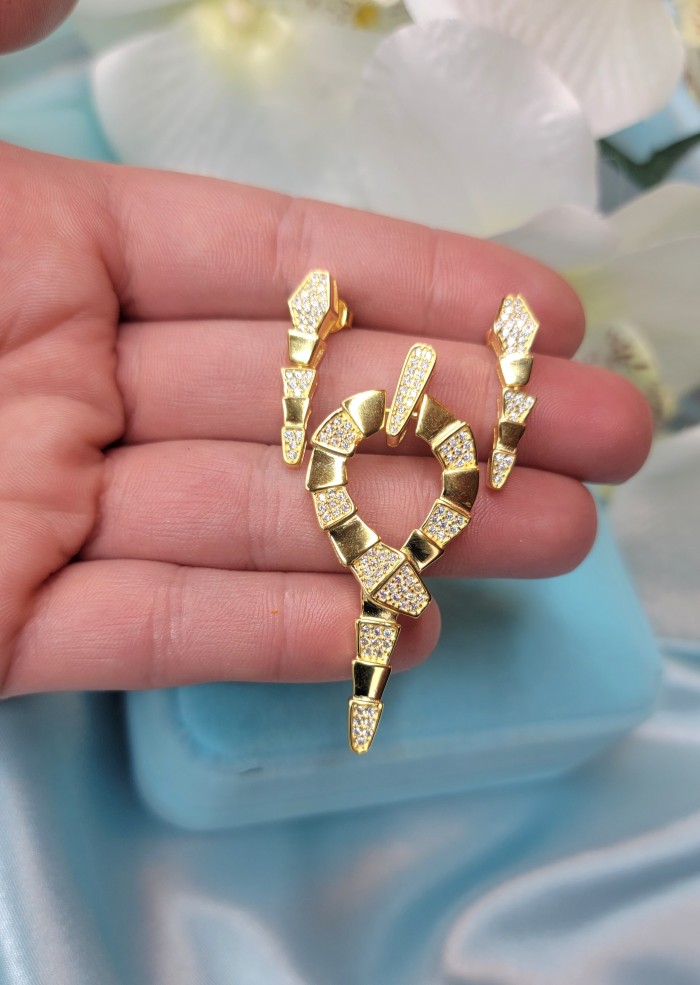 Cleopatra - The Egyptian Cobra White Sapphire 18K Gold over .925 Sterling Silver Pendant - photo 1